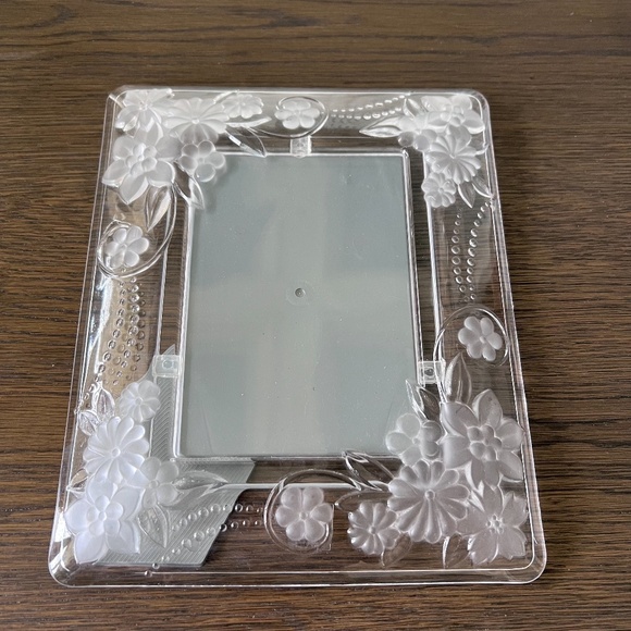 New Handcrafted Crystal Garden Flower Wedding Picture Frame 4.5 x 6.5 Made Japan - Picture 1 of 10
